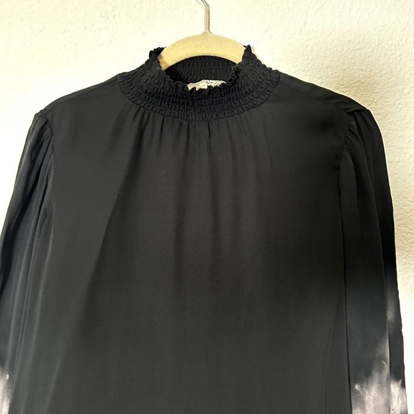 Go Silk Sheer Sleeve Galaxy Print Smocked Mock Neck Top Size XS 100% Silk - Picture 9 of 12